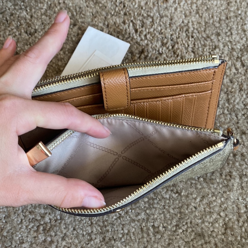 Mk Wallet - image 5